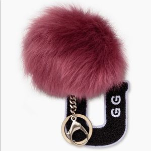 TOSCANA TIP POM CHARM WITH U PATCH